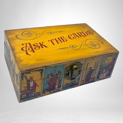 Ask the Cards Tarot Box